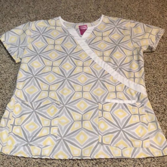 Womens scrub top and pant - Picture 7 of 8